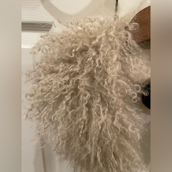 NWT mongolian sheep neck collar - Picture 6 of 7